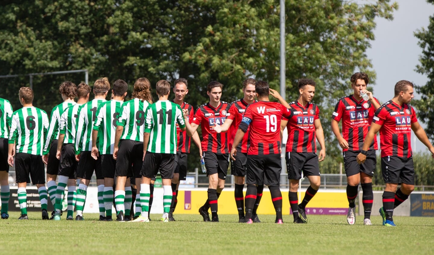 Voetbalwedstrijd VVT Tricht tegen  BVV Den Bosch