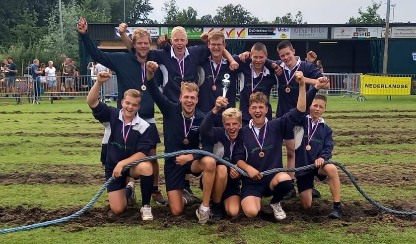 <p>• NK-brons voor de Streefkerkse jeugdploeg.</p>