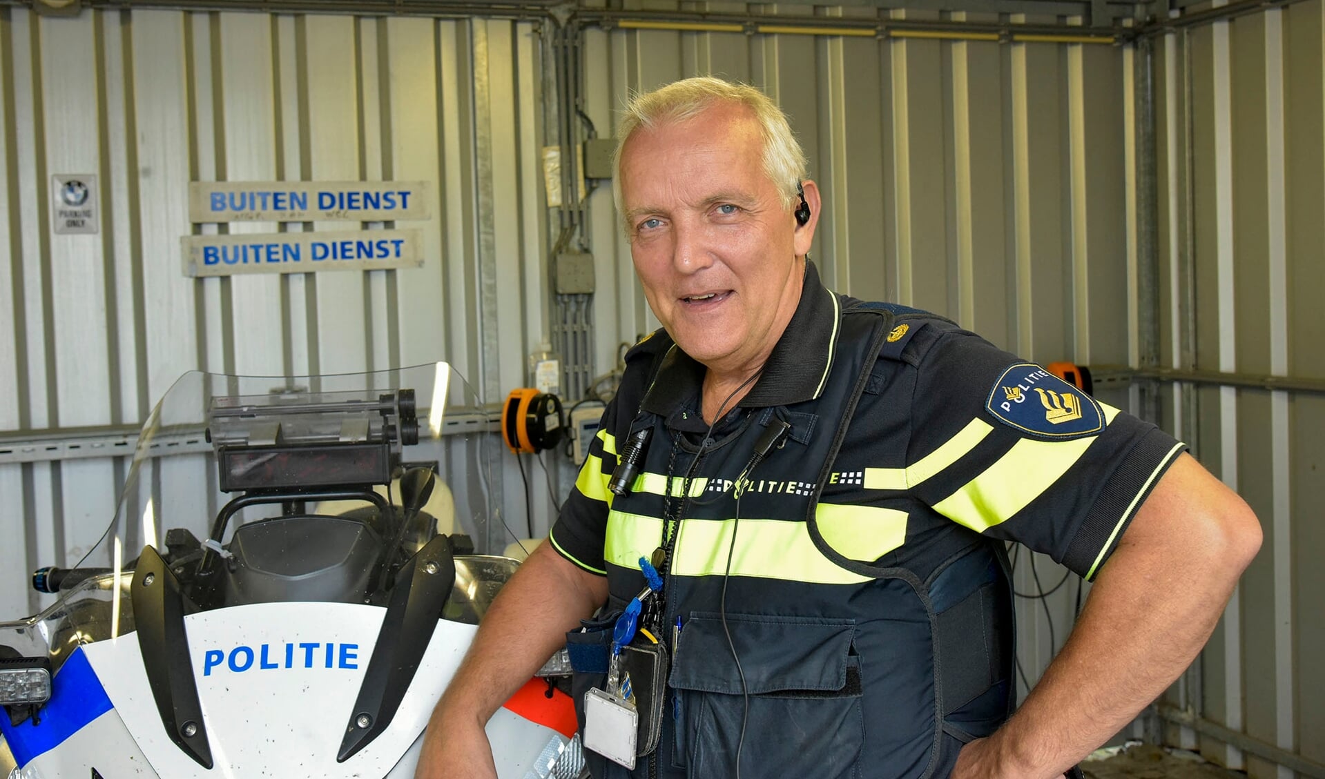 Woerden 13-08-2021 Ernst van Roon neemt na 46 jaar afscheid van Politie Woerden en gaat zijn dienstmotor zeker missen. 