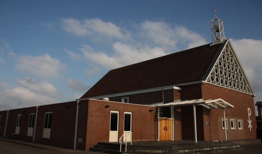 <p>De Brugkerk aan de Lopikerweg Oost in Lopik.</p>