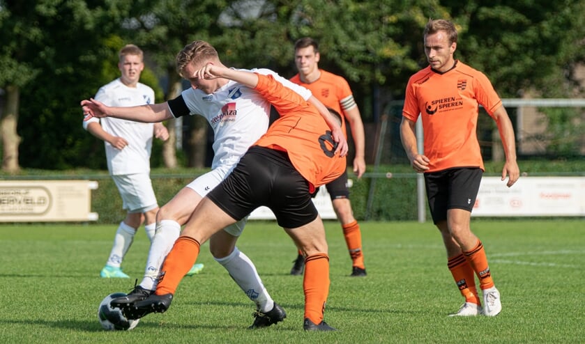 <p>• Lekvogels - HSSC'61 (2-4).</p>