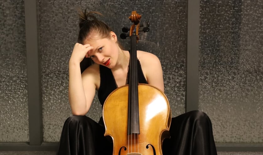 <p>• Hanneke Rouw brengt muziek van Bach.</p>
