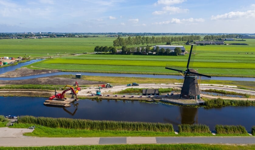 • De werkzaamheden aan de Molenkade in Groot-Ammers.