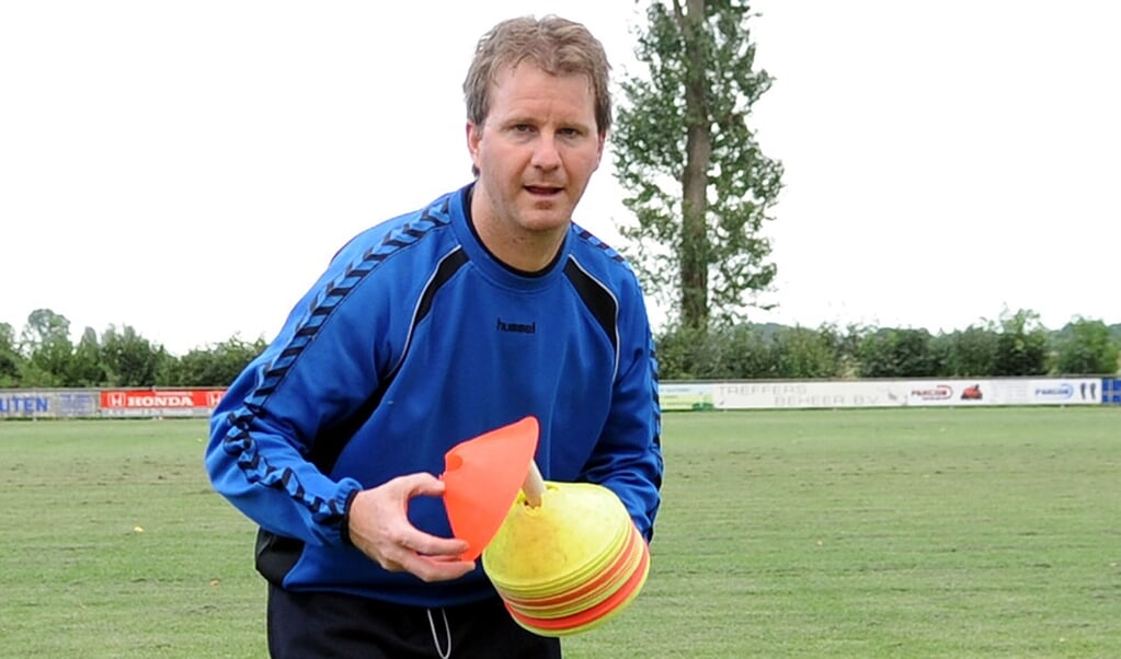 • Trainer Eugène van der Heijden.
