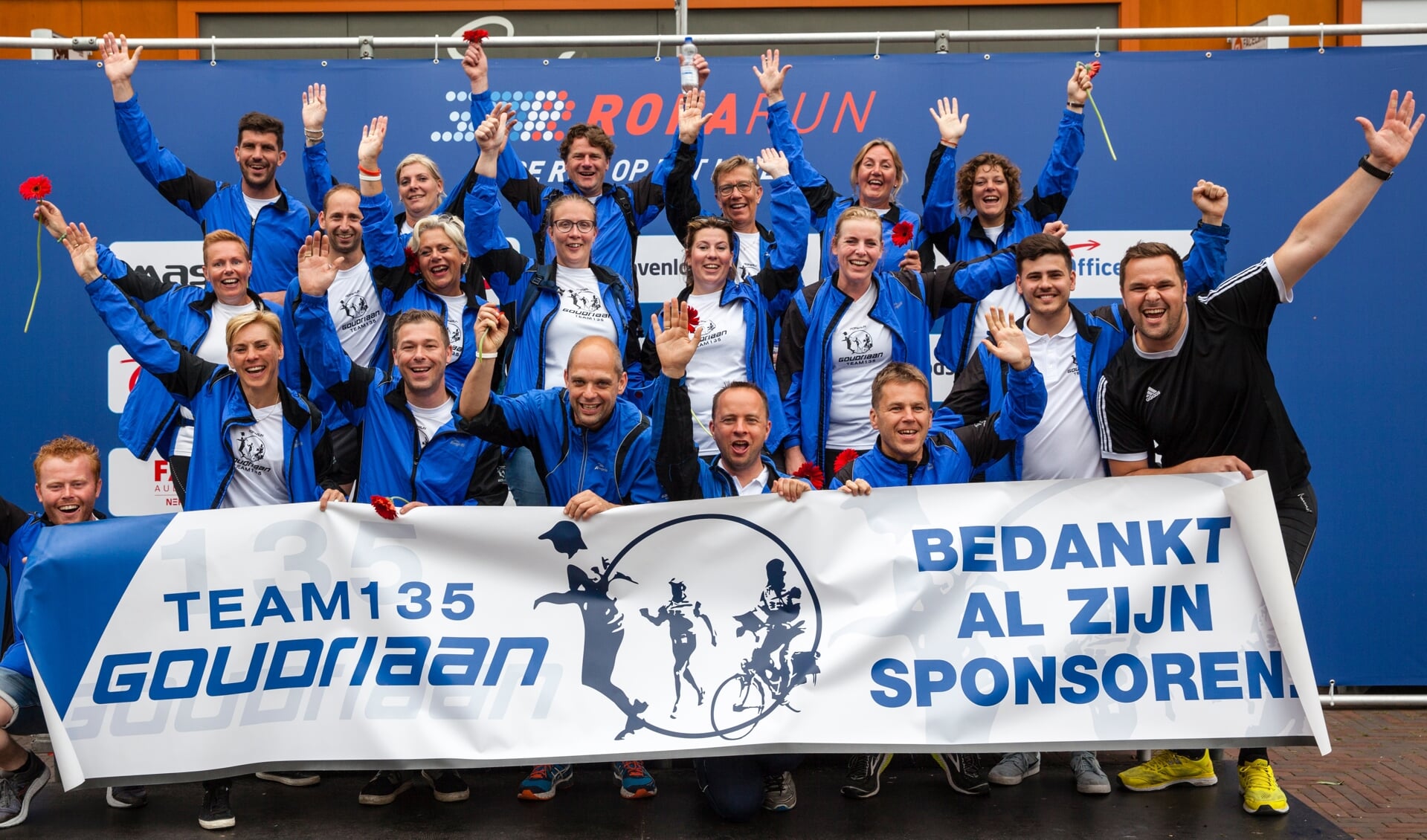 • De finish van team 135 Goudriaan na een vorige editie van de Roparun.