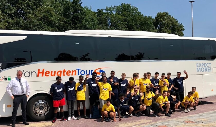 • Capelse jongeren beleefden een geslaagd zomerkamp in Austerlitz.