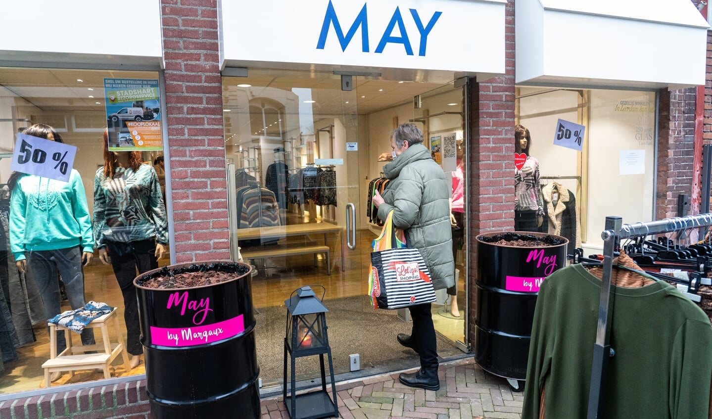 Opening niet essentiële winkels in Leerdam