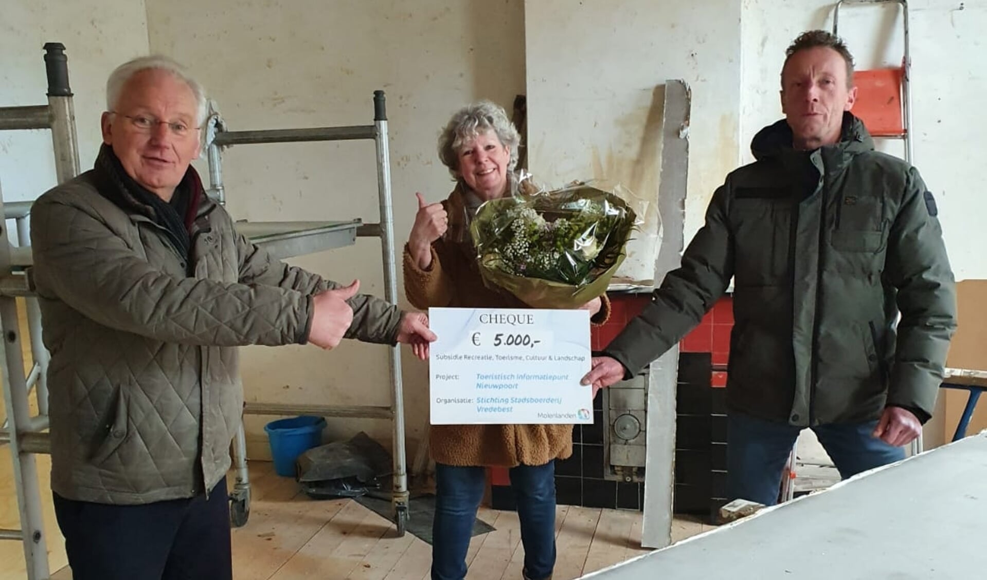 • Er was 5000 euro voor stichting Stadsboerderij Vredebest voor het project ‘Toeristisch Informatiepunt Nieuwpoort.