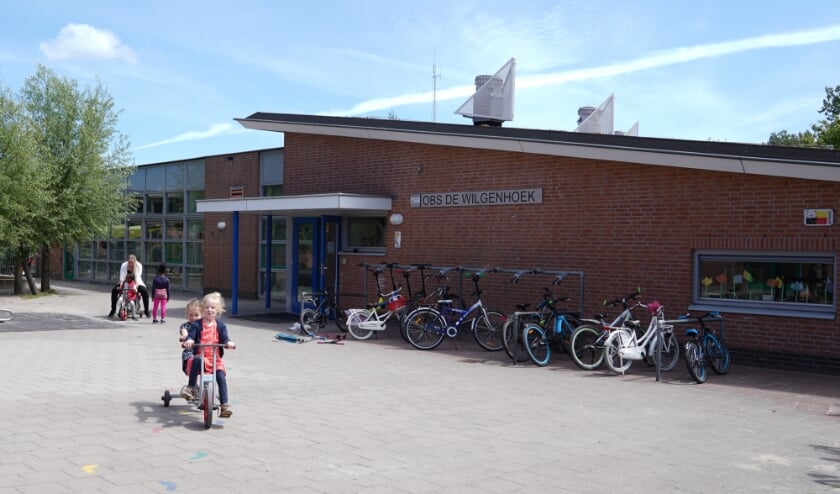 <p>• Kanjerschool de Wilgenhoek.</p>  