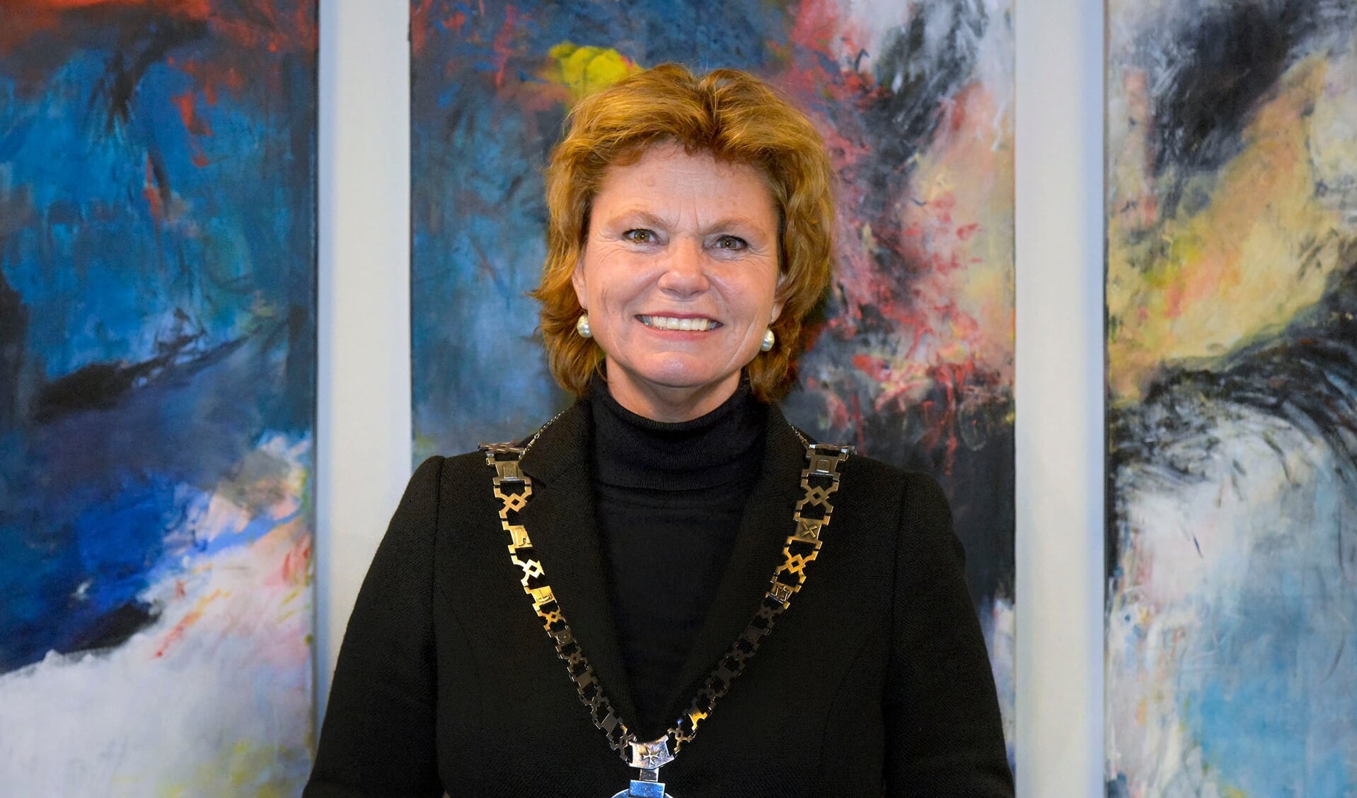 Burgemeester Petra van Hartskamp is door de Kroon herbenoemd voor een nieuwe termijn van 6 jaar als eerste burger van Montfoort en Linschoten. 