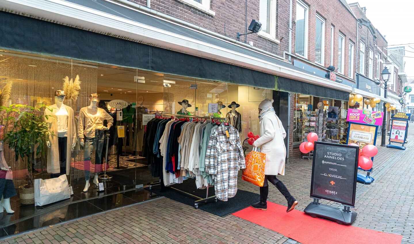 Opening niet essentiële winkels in Leerdam