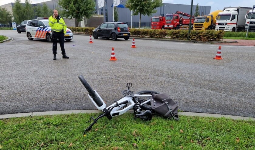 Fietser (51) Na Botsing Met Busje In Schelluinen Overleden - Oozo.nl