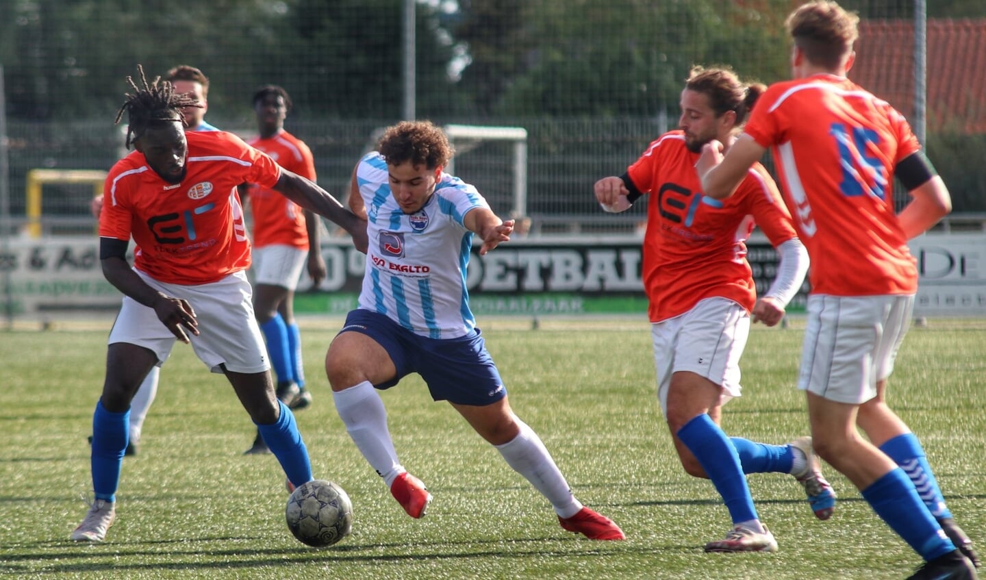 • Altena - Roda Boys (0-0).