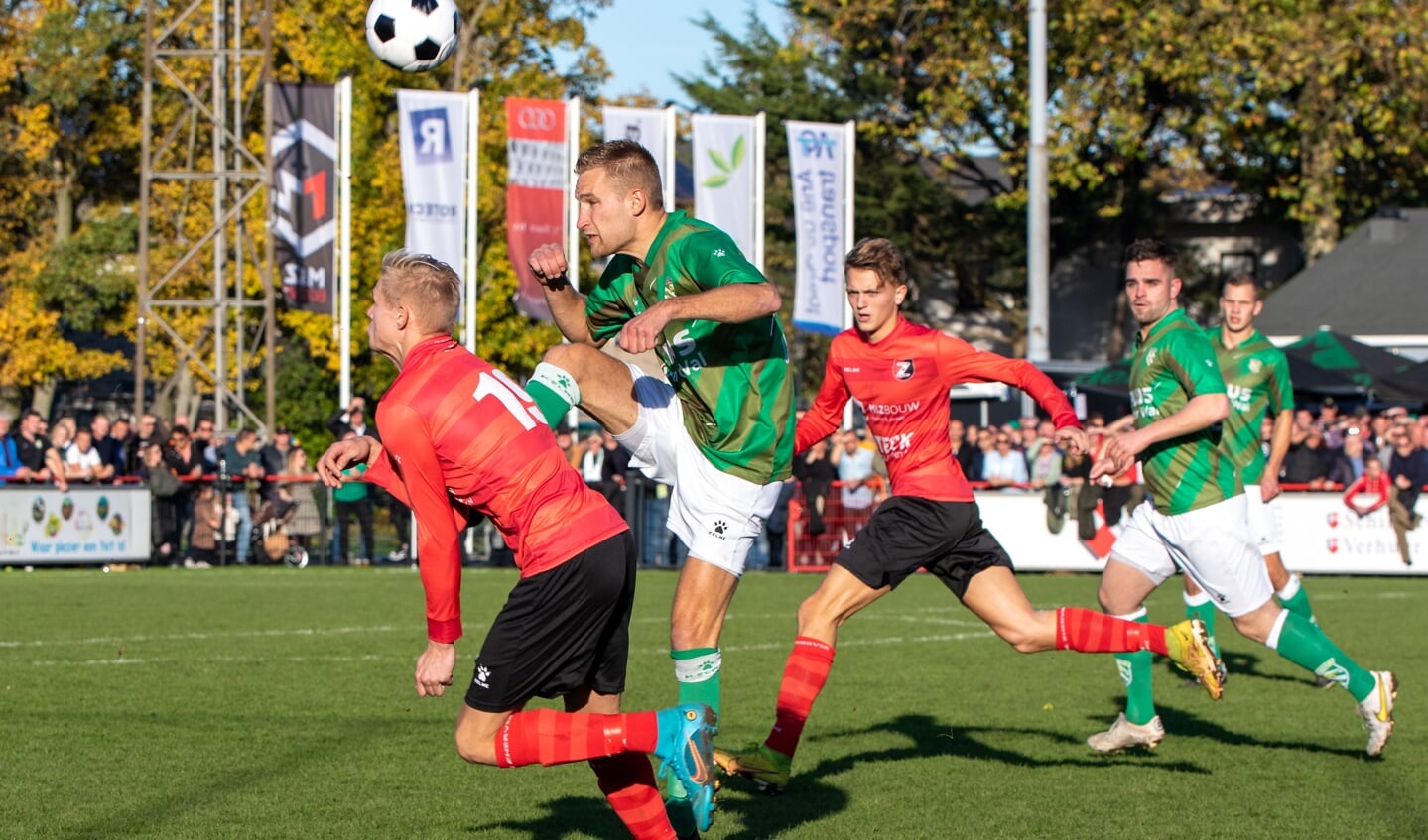 • De Zwerver - Nieuw-Lekkerland (1-0).