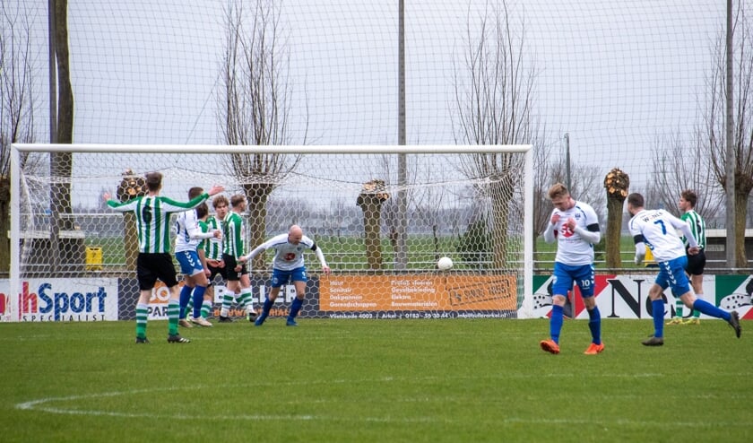 • ASV Arkel - Tricht (3-2).