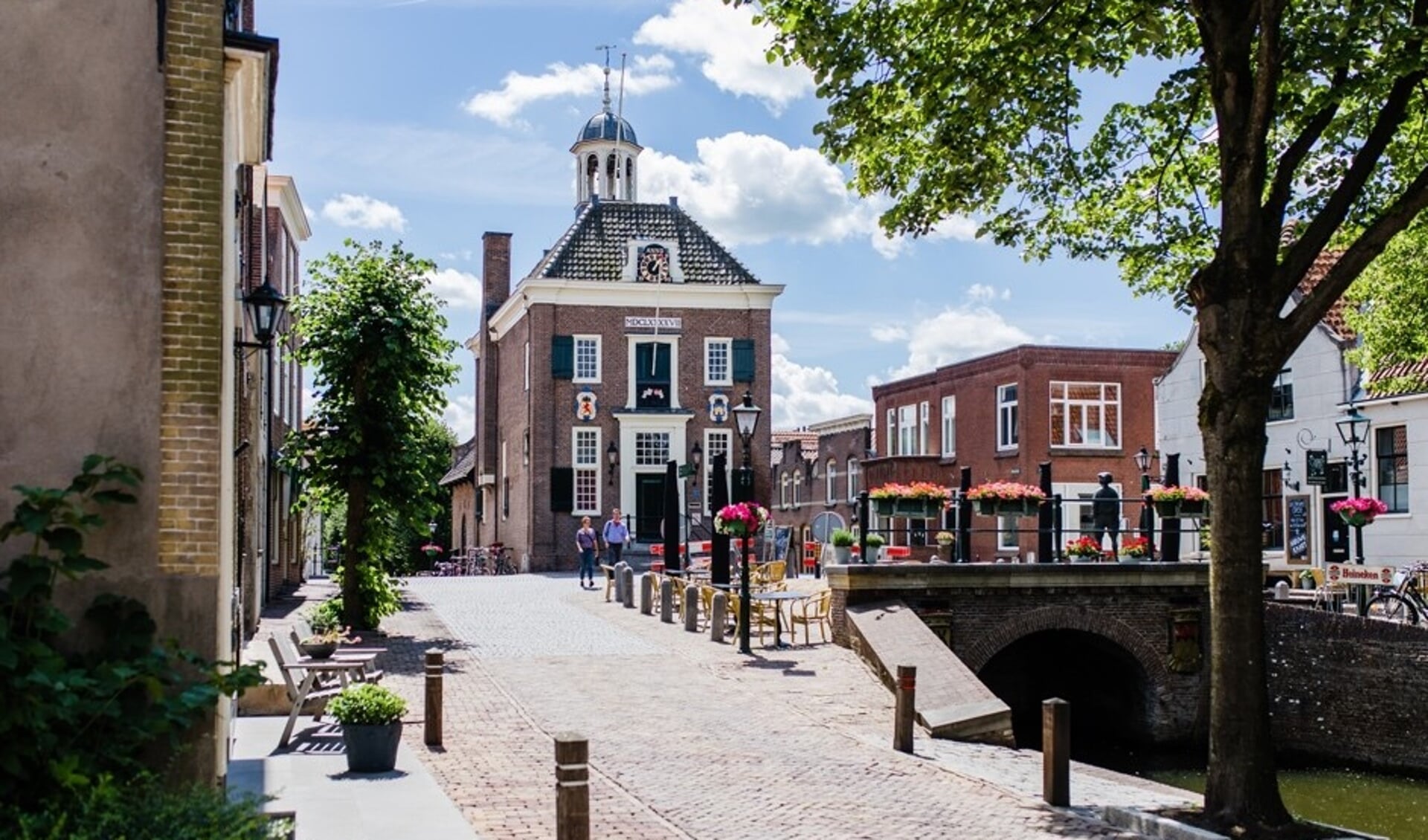 • Nieuwpoort is een van de doorkomstplaatsen tijdens 'De 80 van de Oude Hollandse Waterlinie' wandeltocht op 27 en 28 mei.