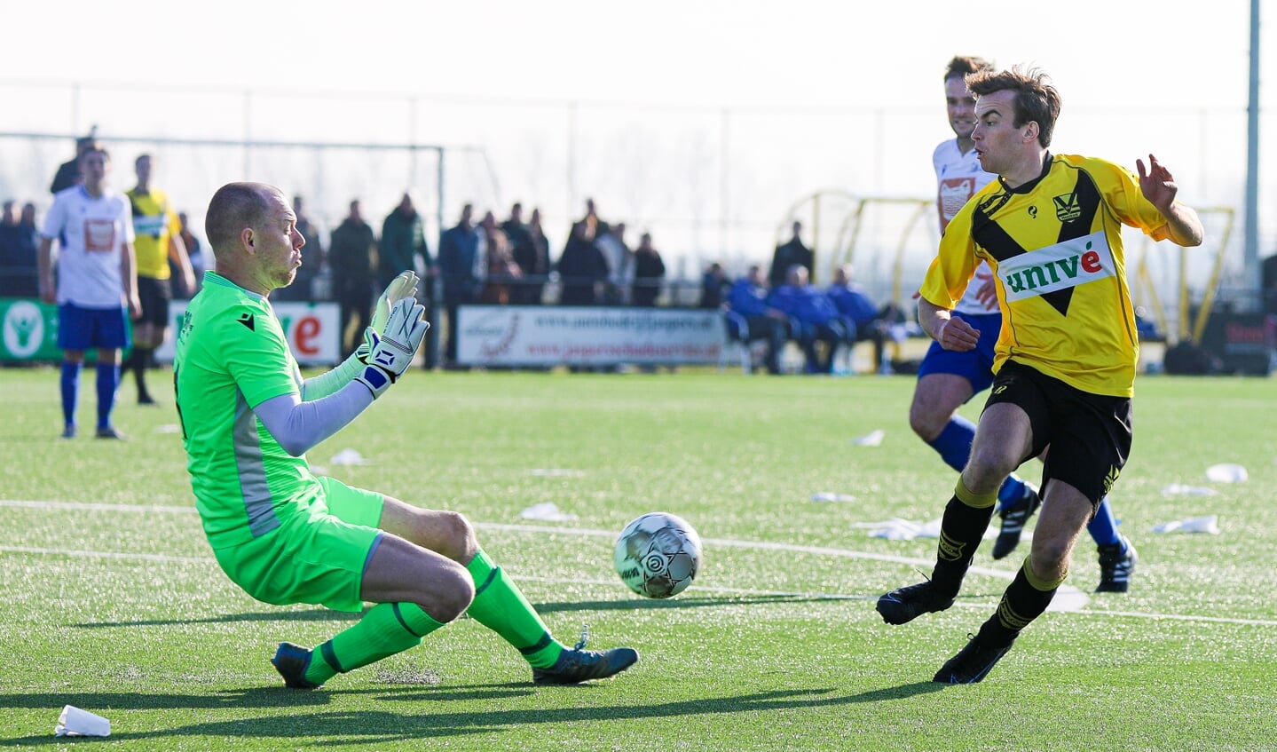 • SV Meerkerk - Ameide (4-0).