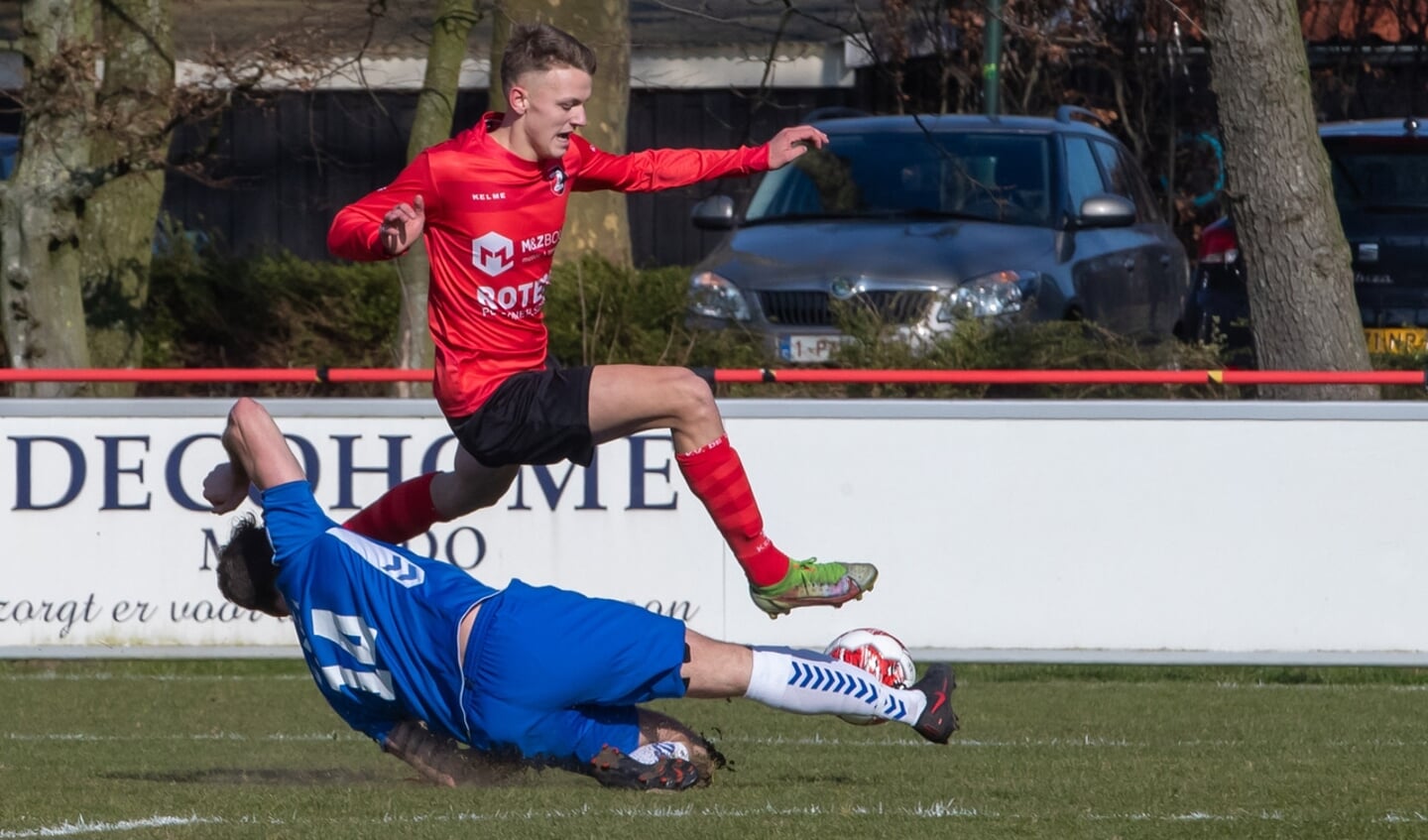 • De Zwerver - Altena (3-1).