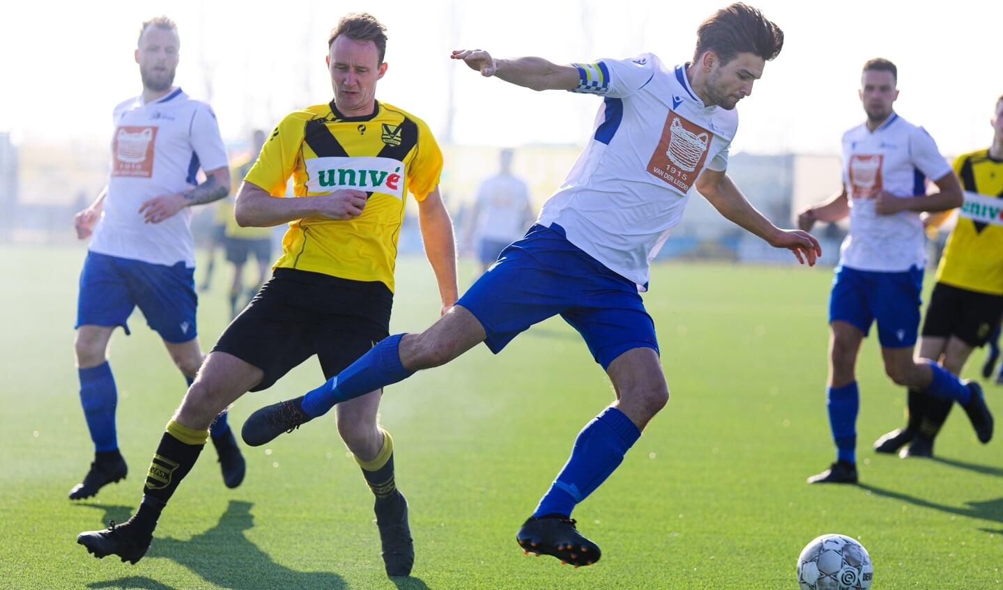• SV Meerkerk - Ameide (4-0).