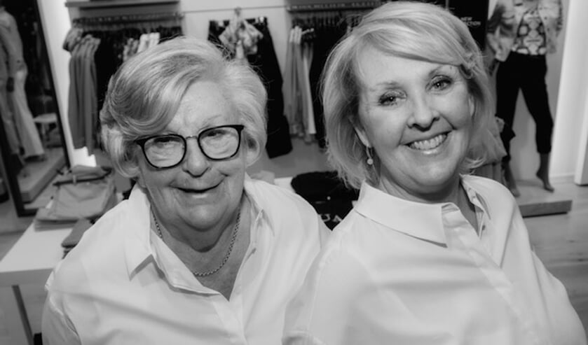 <p>• Liesbeth Verheij (rechts) en haar moeder Ineke Boudestein.</p>