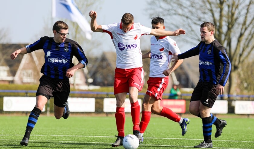 • Streefkerk - Hardinxveld (1-1).