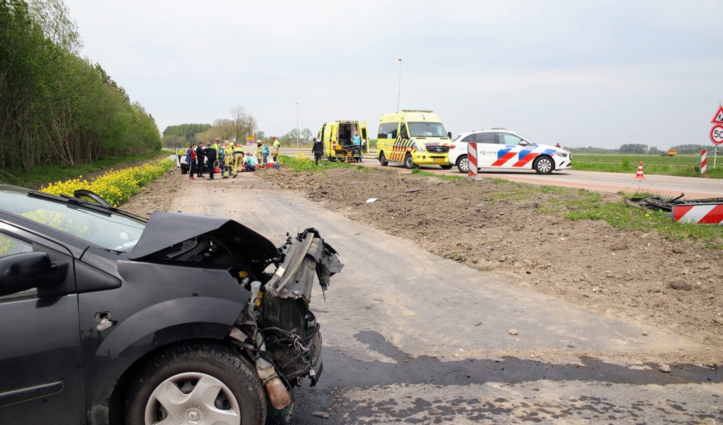 Ongeluk bij Rijksstraatweg en Oud Hoevenseweg