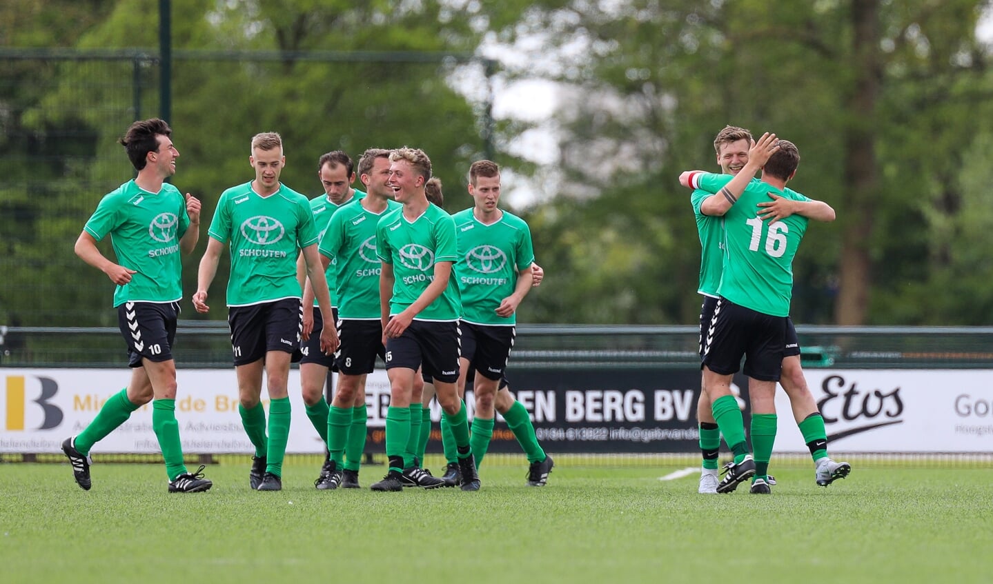 • Peursum - SV Noordeloos (2-1).