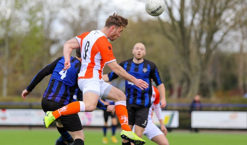 • Streefkerk - Alblasserdam (1-2).