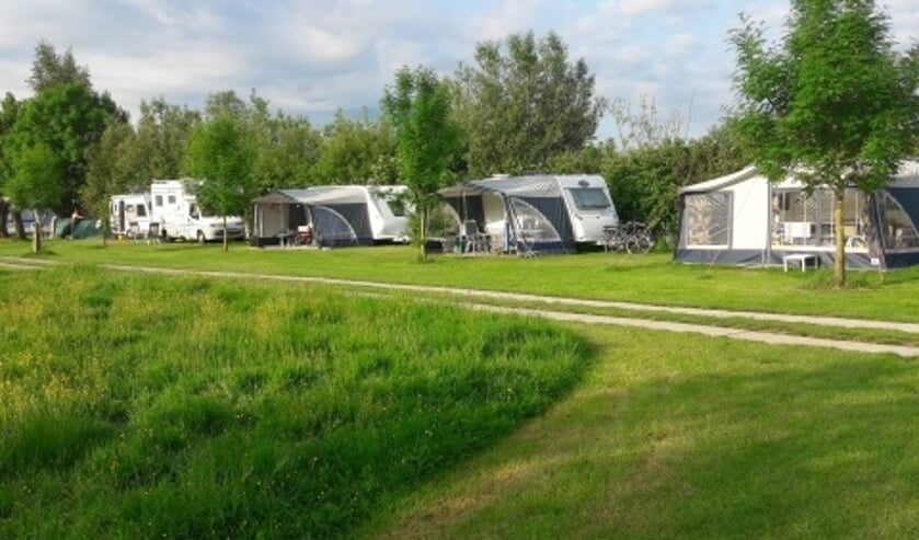 <p>Aanmelden kan vóór maandag 2 mei via <a href="mailto:bettine.vanoosterum@jouwgemeente.nl">bettine.vanoosterum@jouwgemeente.nl</a></p>