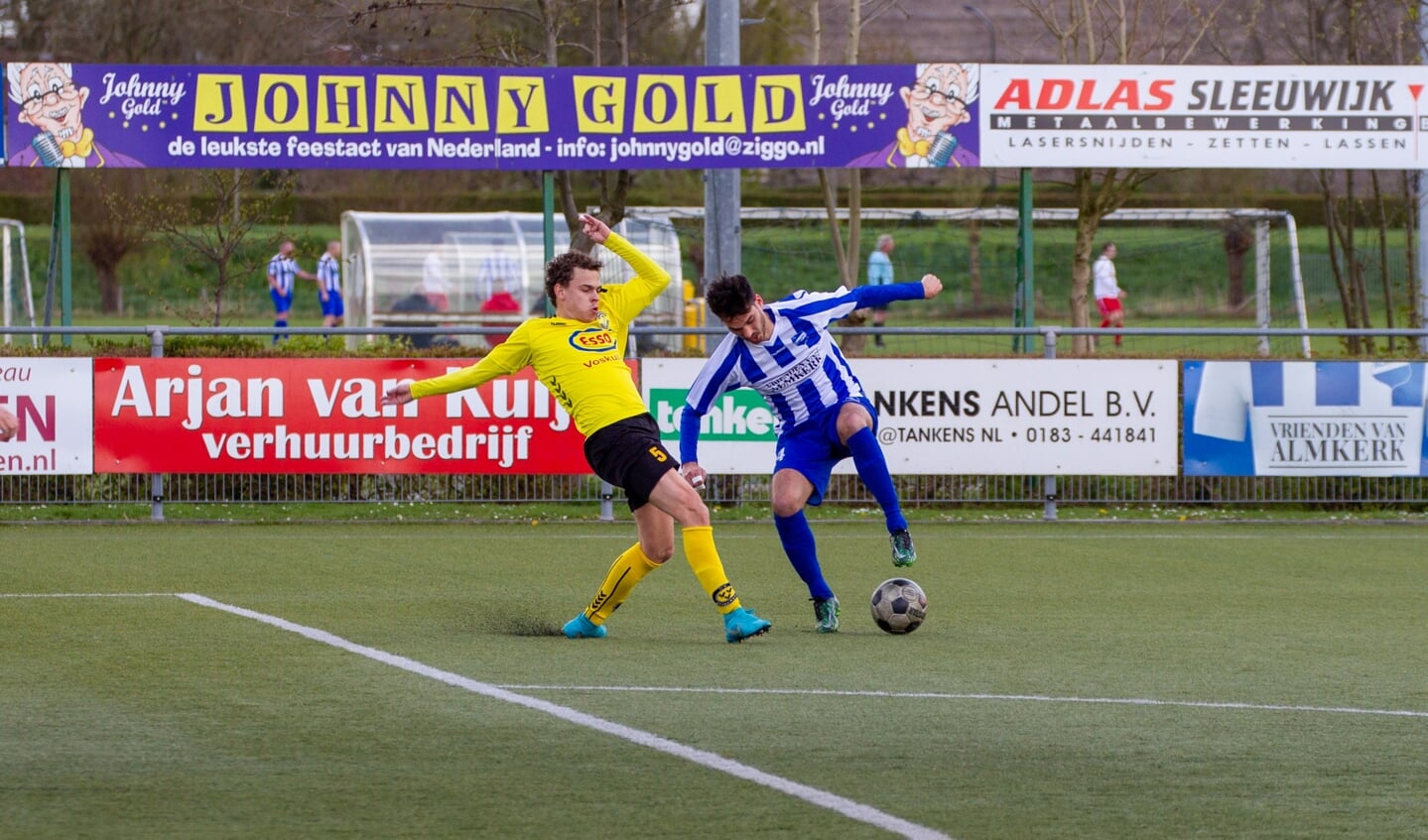 • Almkerk - Woudenberg (2-0).