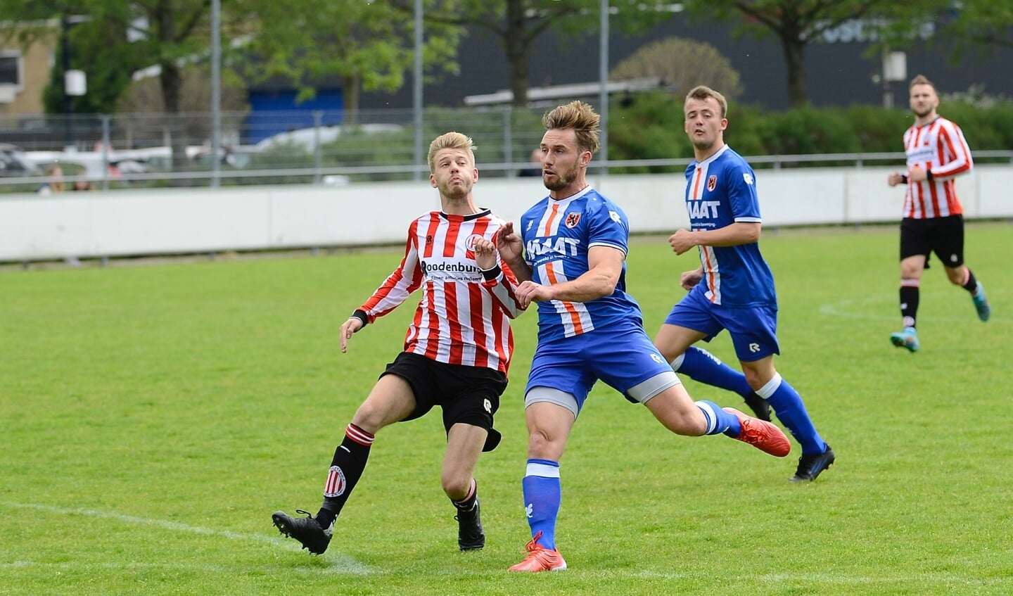 • Dilettant - Alblasserdam (2-2).