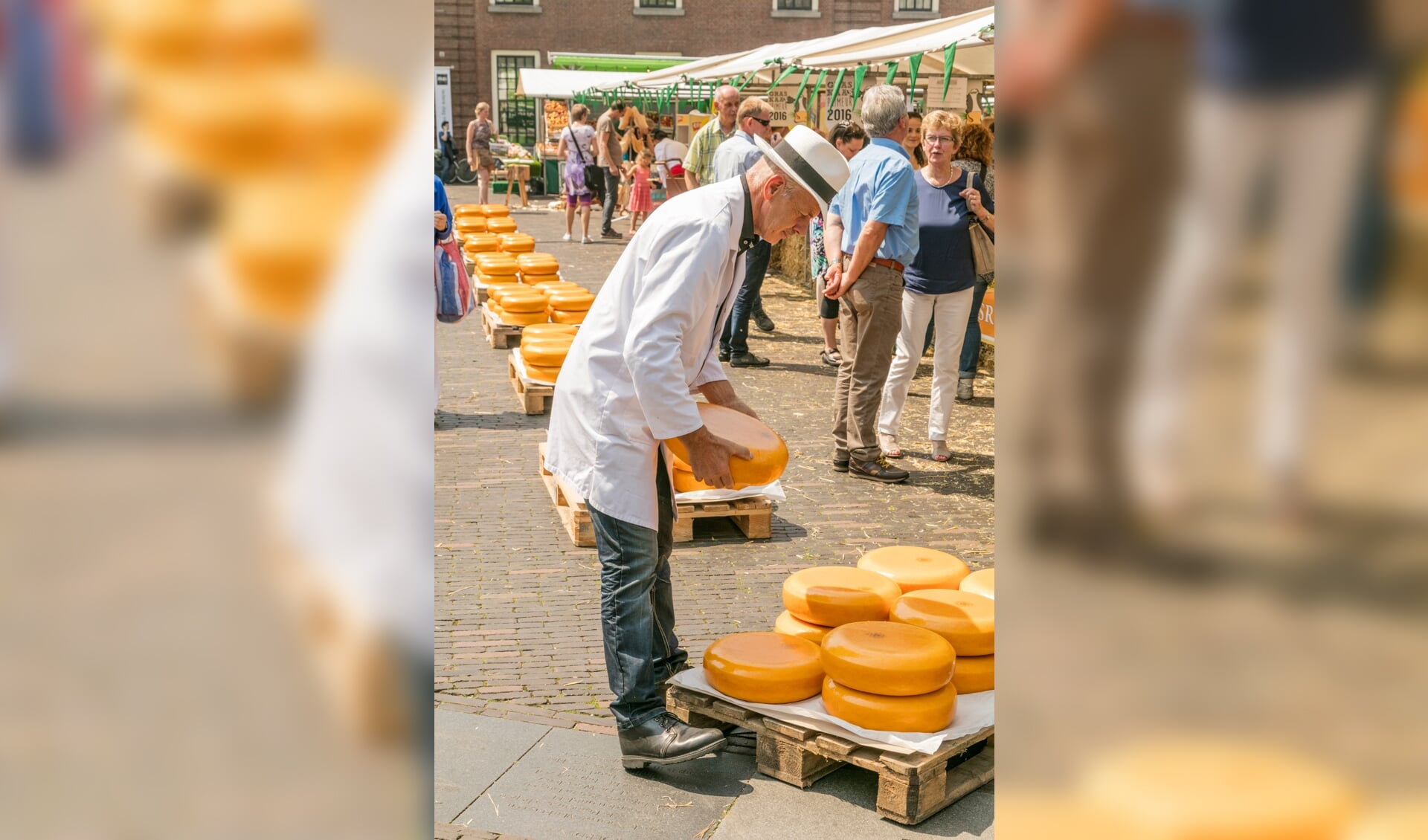 • Op zaterdag 4 juni is er weer een Graskaasdag in het centrum van Woerden. 