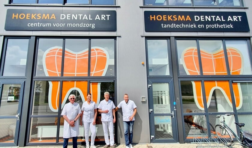 <p>• Het team van Hoeksma Dental Art.</p>  