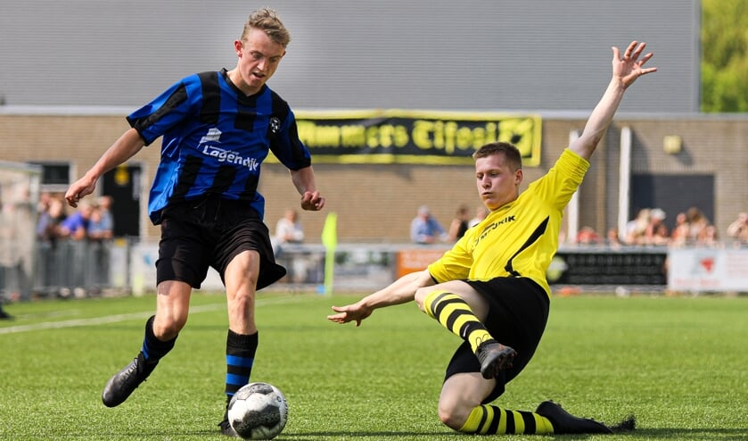 • Groot-Ammers - Streefkerk (1-3).
