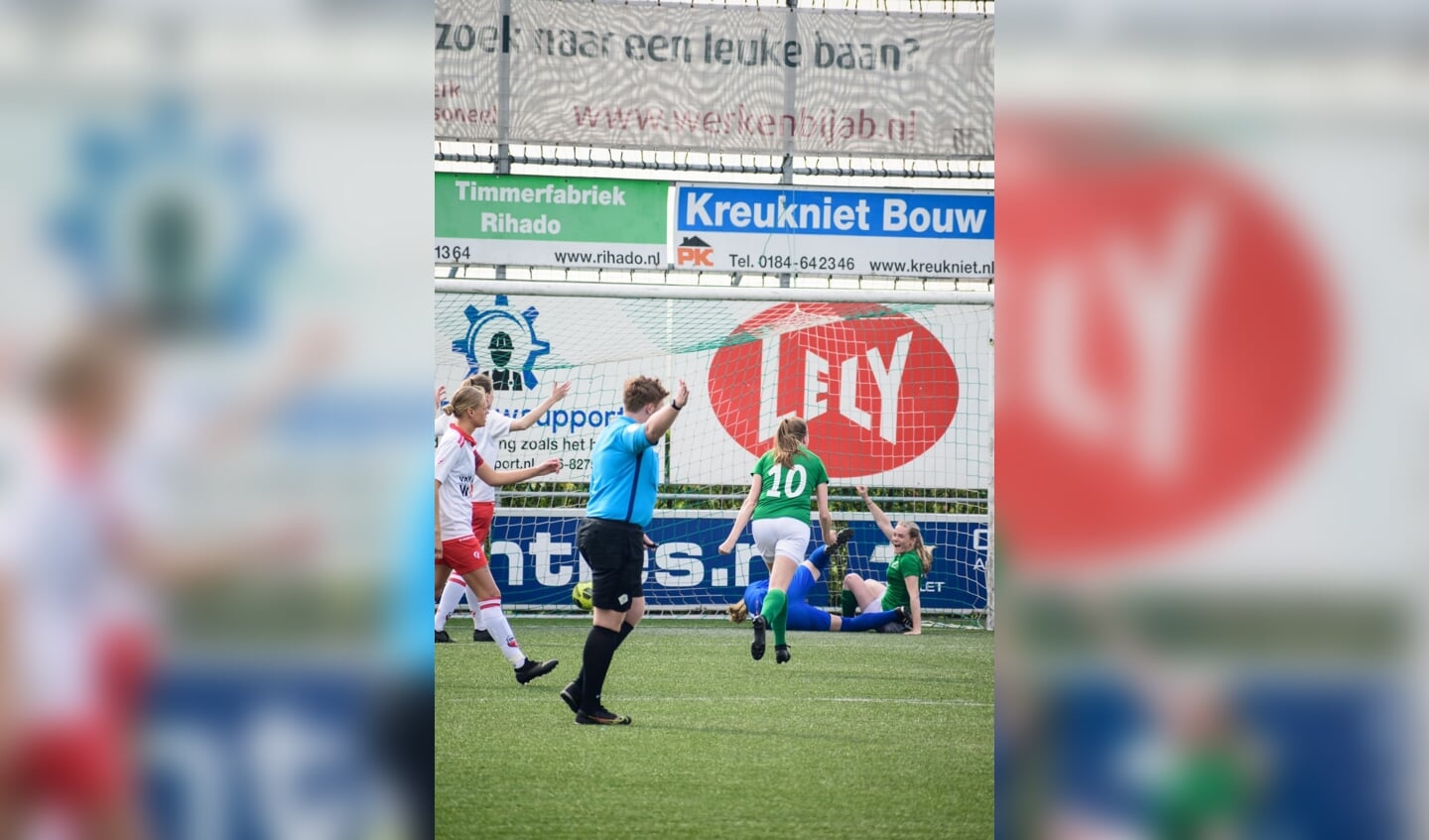 • Marlies Terlouw zet VVAC al in 4e minuut op voorsprong tegen Unitas.