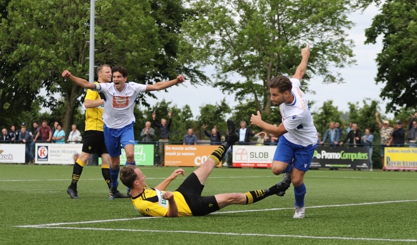• Ameide - SV Meerkerk (3-3).