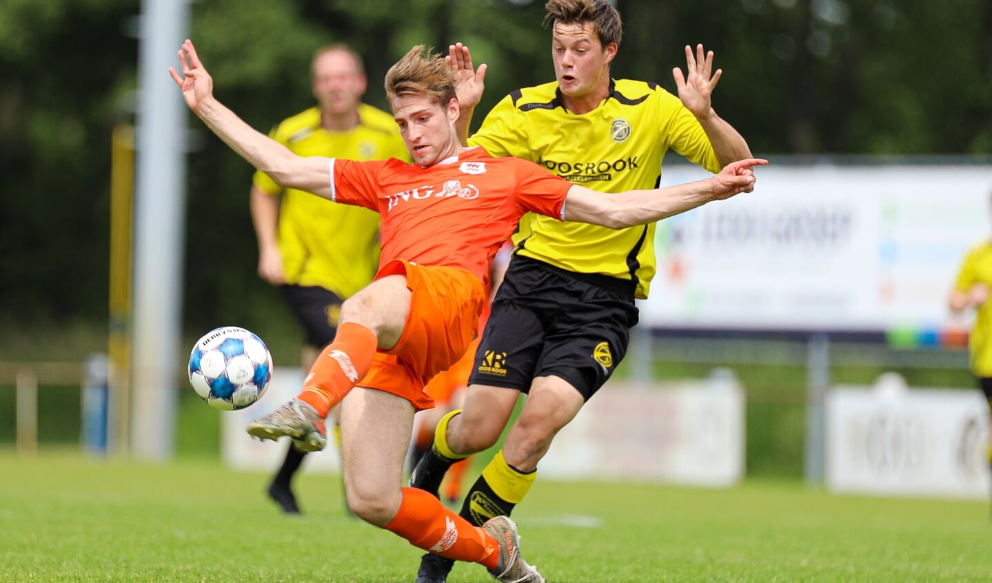 • FC Perkouw - Dongen (0-2).
