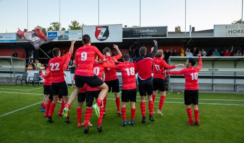 <p>• De Zwerver - FC Breukelen (3-0).</p>