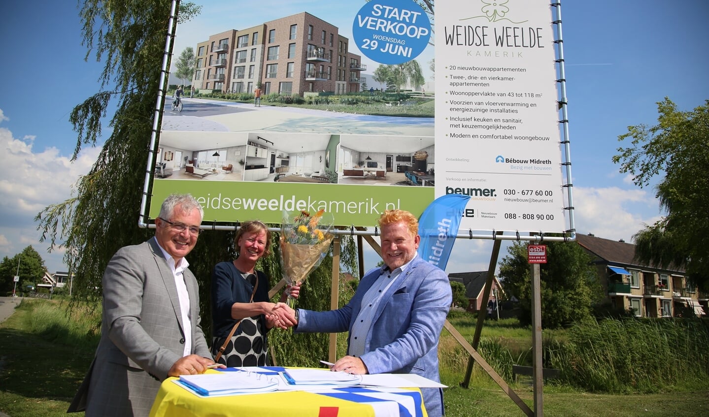 • Ondertekening van de koop- en realisatieovereenkomst van het plan 'Weidse Weelde Kamerik'.  