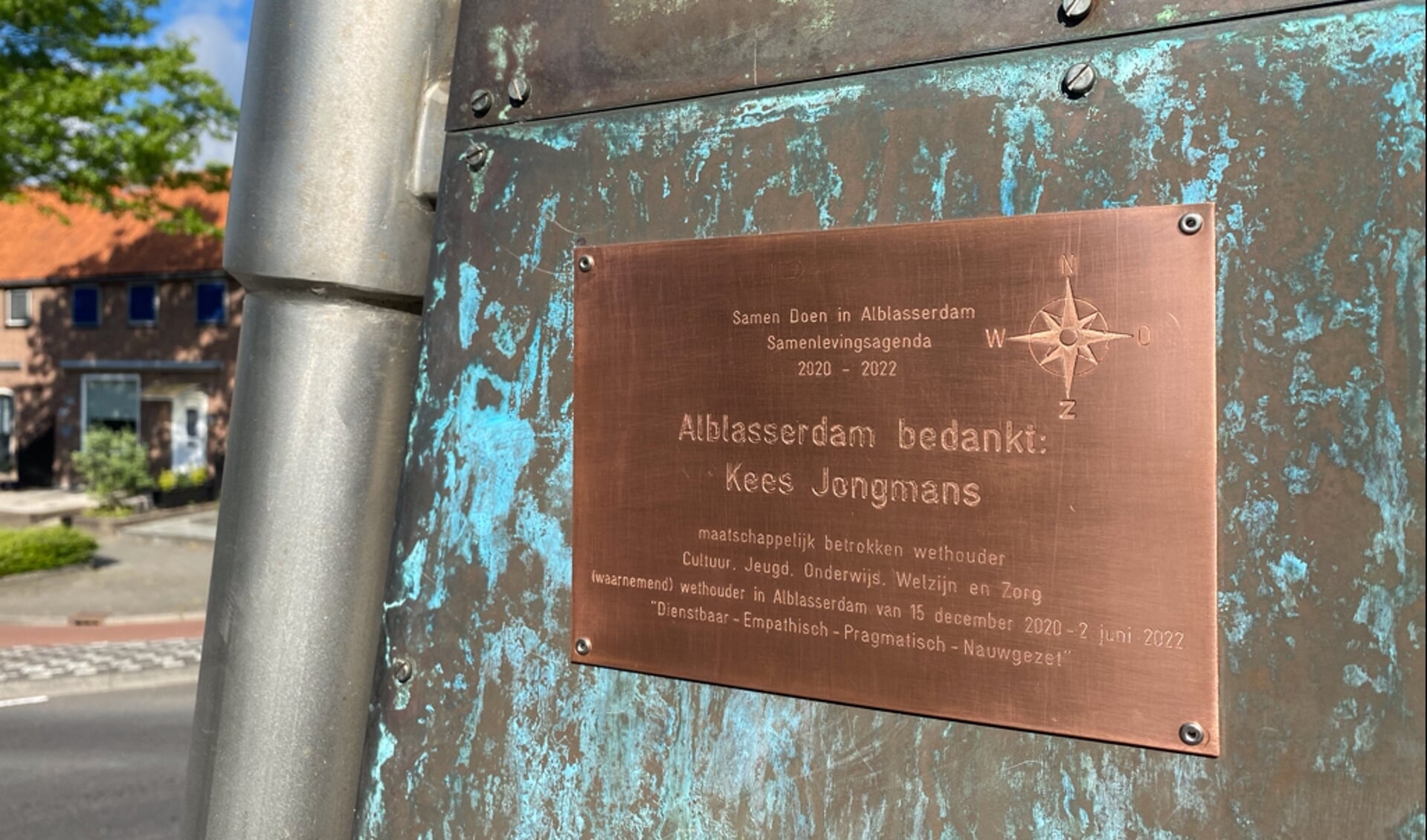 • De plaquette voor Kees Jongmans.
