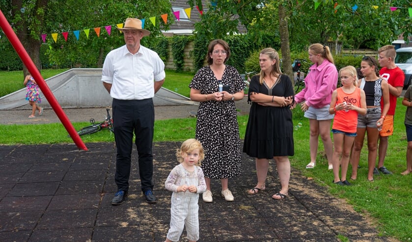 Feestelijke opening speeltuin Burgemeester Schefferhof Kedichem