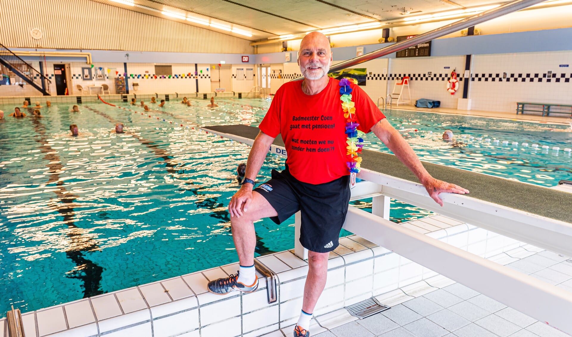 • Badmeester Coen na 39 jaar met pensioen
