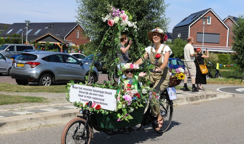 • Allegorische optocht in Noordeloos.