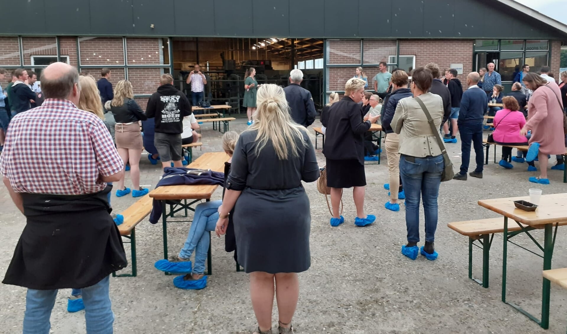 Diploma’s Melkveehouderij Yuverta Houten Uitgereikt In Meerkerk | Al ...