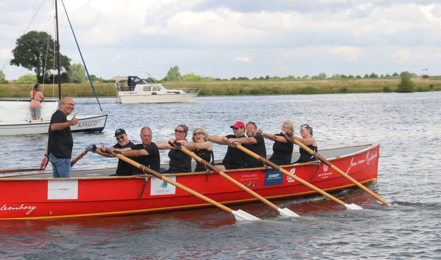 • Het mixteam van wv De Helling tijdens de zondagse training.