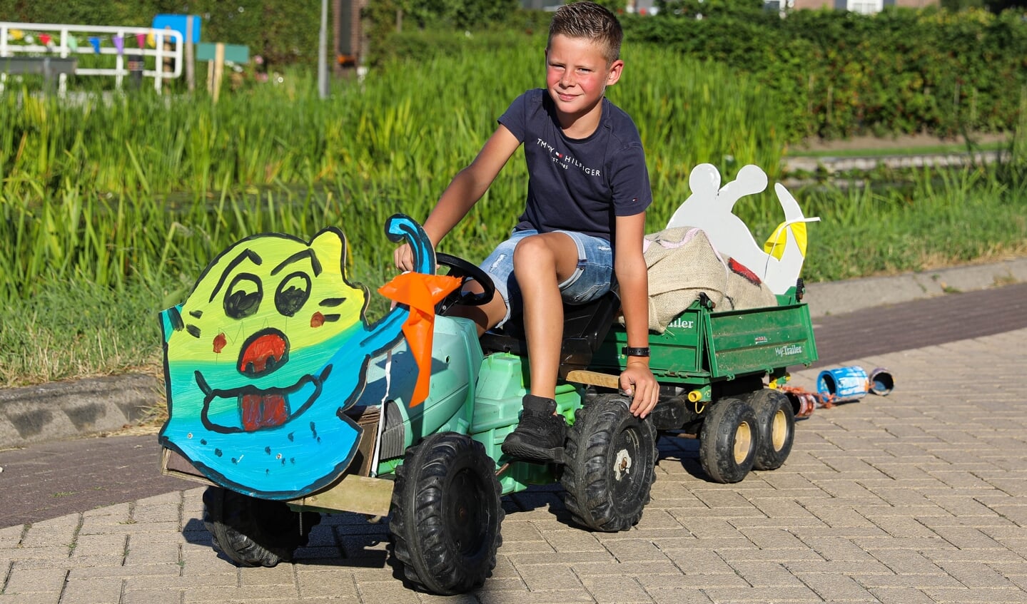 • Lawaaioptocht in de Goudriaanse feestweek.