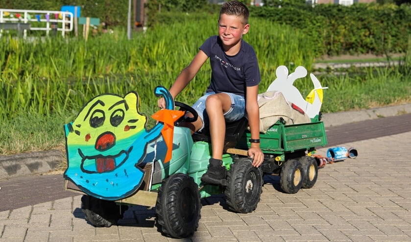 • Lawaaioptocht in de Goudriaanse feestweek.