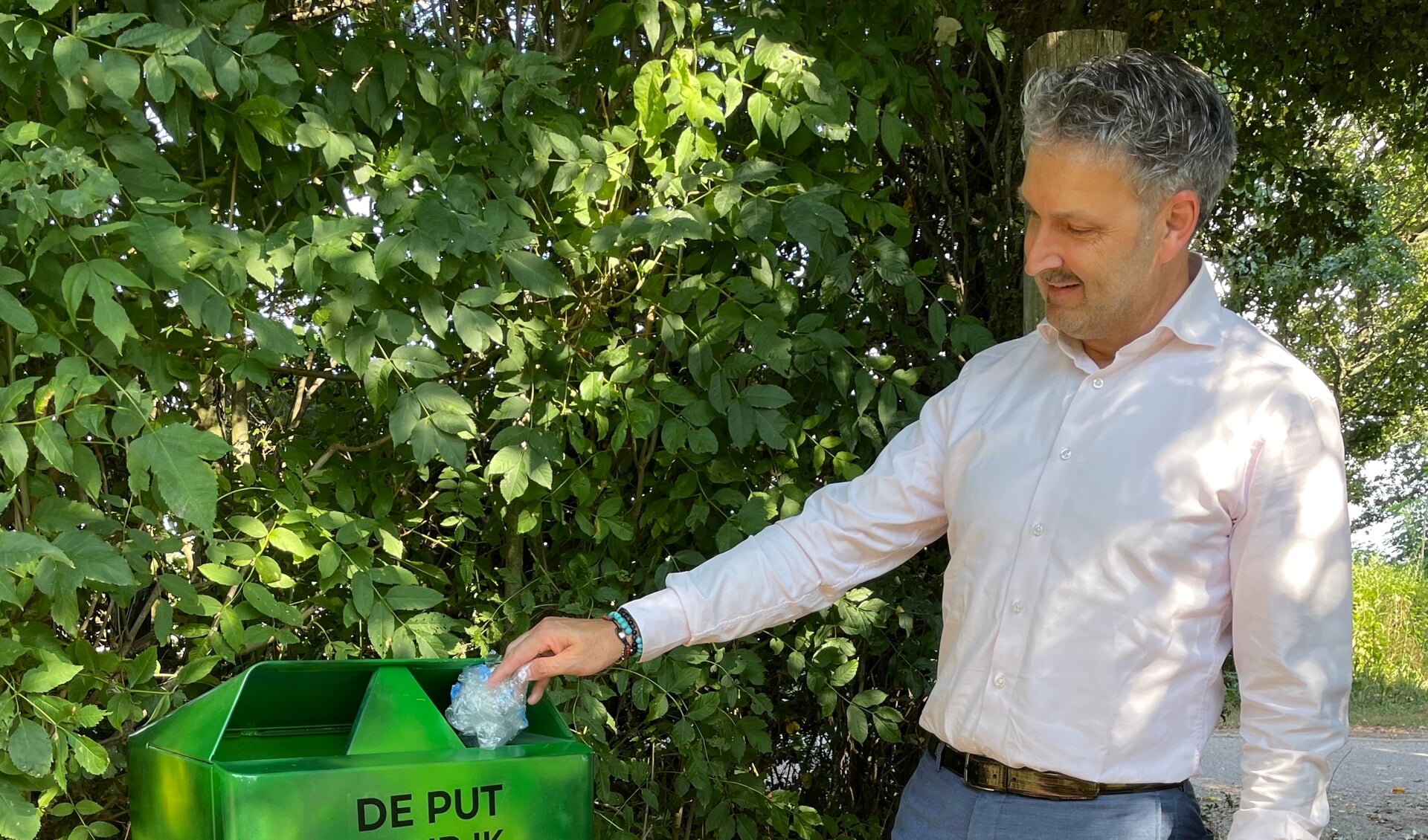 Unieke Afvalbakken Bij De Put In Almkerk: Graffiti Maakt Van ...