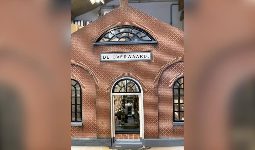 • Zelfs de bakstenen zijn, overeenkomstig het authentieke patroon, op de maquette terug te vinden.