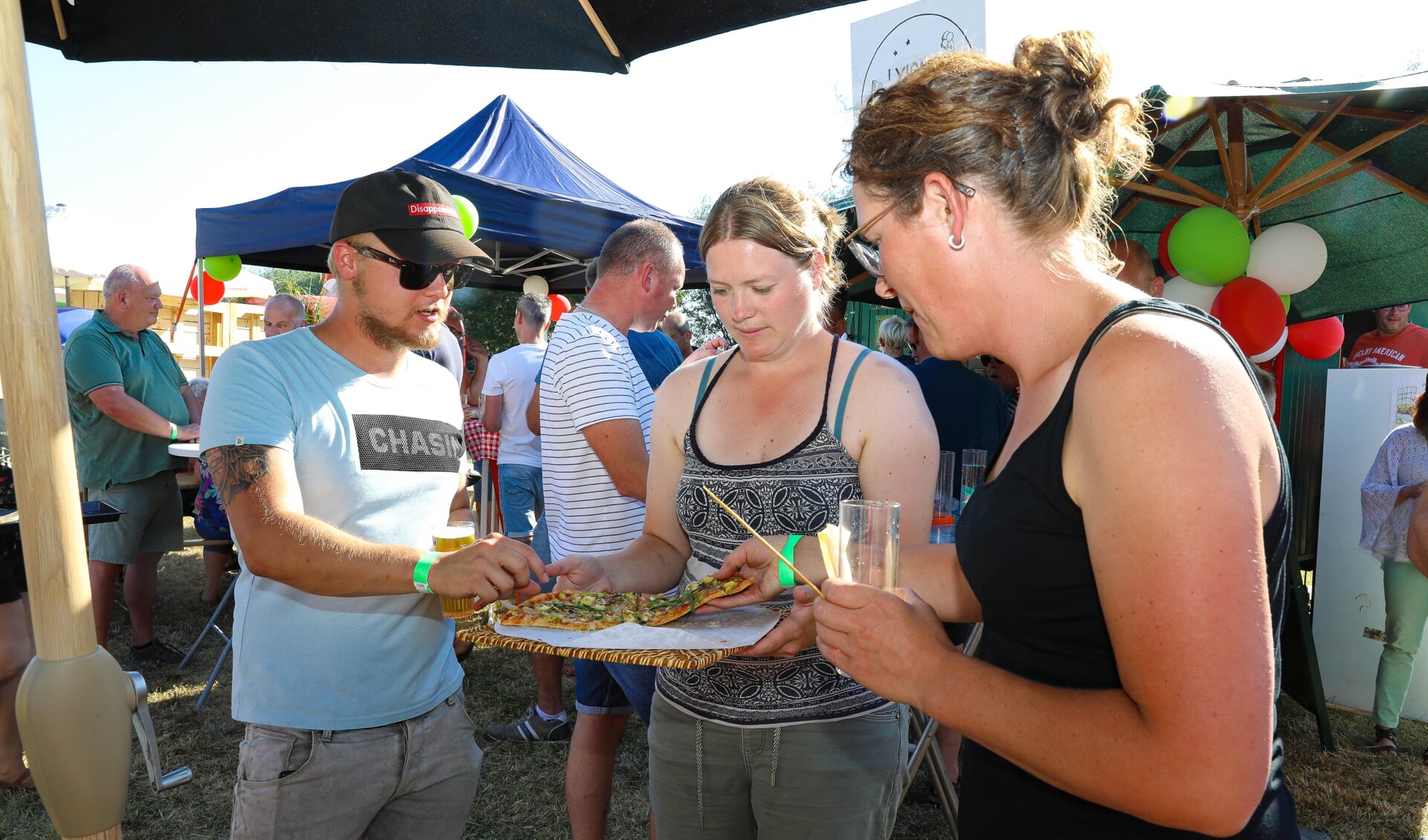 • Foodtruckfestival in de Goudriaanse feestweek.